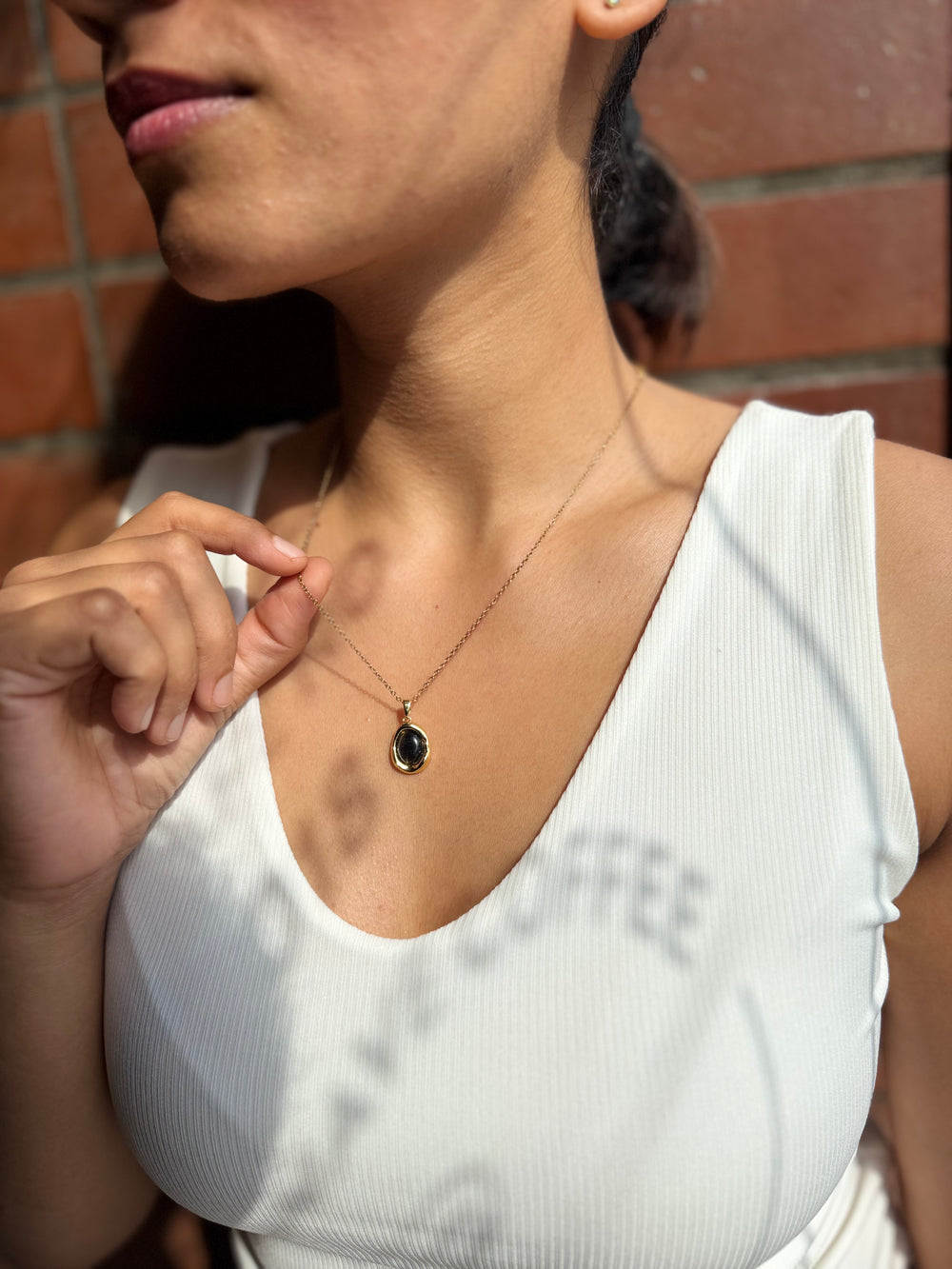 Imperfect onyx